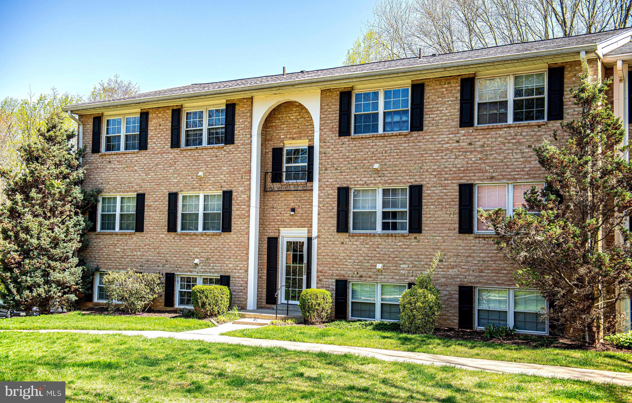 PRETTY COMMUNITY OF HICKORY HILLS WITH MATURE TREES AND LANDSCAPING. MOVE IN CONDITION 2 BEDROOM/1 FULL BATH GROUND LEVEL CONDO IN THE HEART OF BEL AIR. THIS UNIT IS ACCESSIBLE FROM THE FRONT AND REAR OF THE BUILDING WITH AMPLE PARKING. FRESHLY PAINTED INTERIOR. MODERN WIDE PLANK VINYL FLOORING AND LIGHTING FIXTURES. LIVING ROOM HAS AN OVERSIZED SLIDING DOOR TO CONCRETE PATIO. KITCHEN HAS ALL OF THE NECESSARY AMENITIES THAT IS OPEN TO THE DINING ROOM. LAUNDRY ROOM IS EQUIPPED WITH A WASHER/DRYER AND BUILT-IN SHELVING. UPDATED FULL BATH. PRIMARY AND SECOND BEDROOM GOOD SIZED, BOTH WITH 2 CLOSETS. REPLACEMENT WINDOWS. CONVENIENTLY LOCATED TO ALL OF THE FUN EVENTS DOWNTOWN, SHOPS, RESTAURANTS, SCHOOLS, AND SO MUCH MORE.