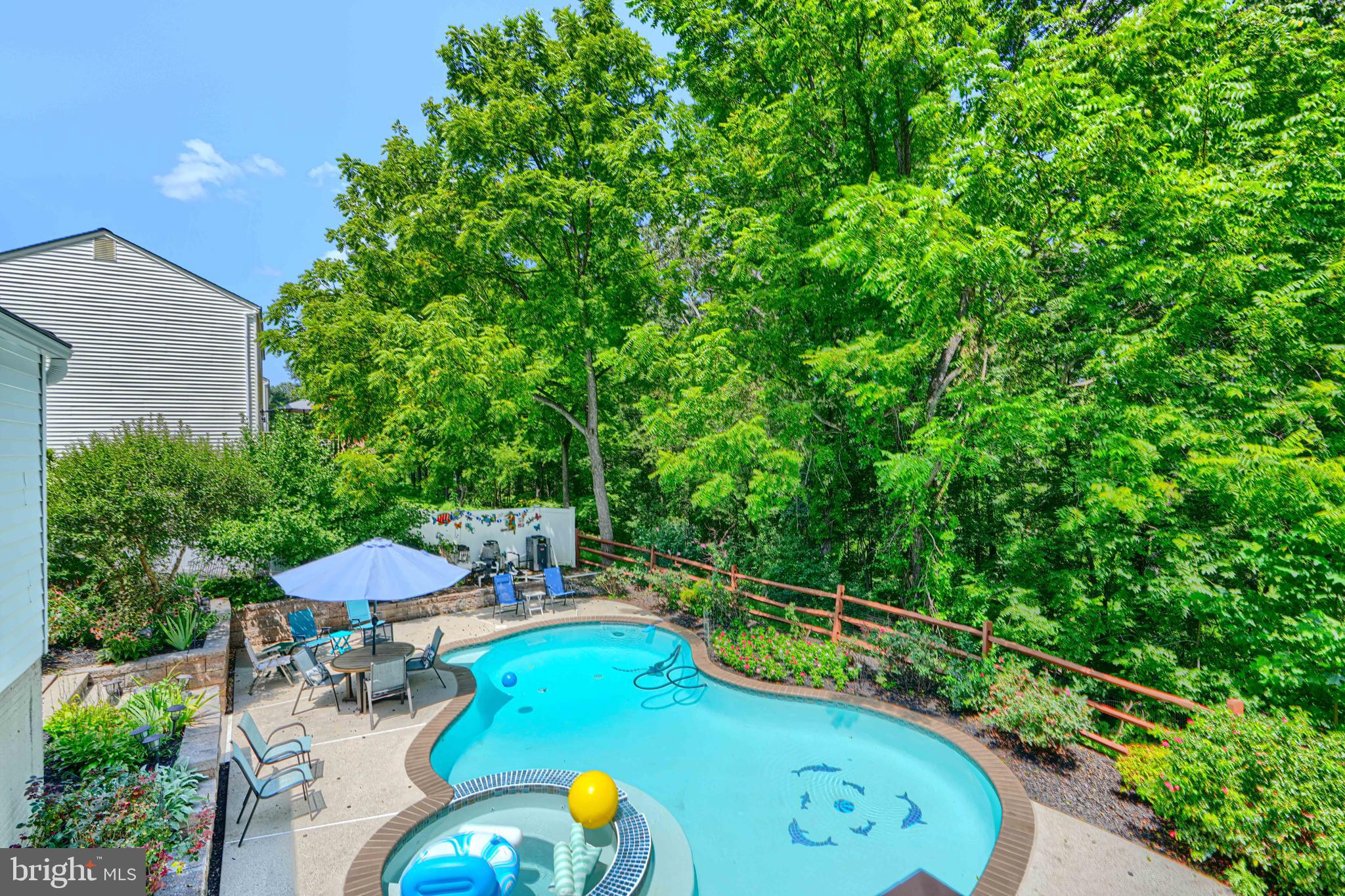 ACORN VILLAGE - Residential