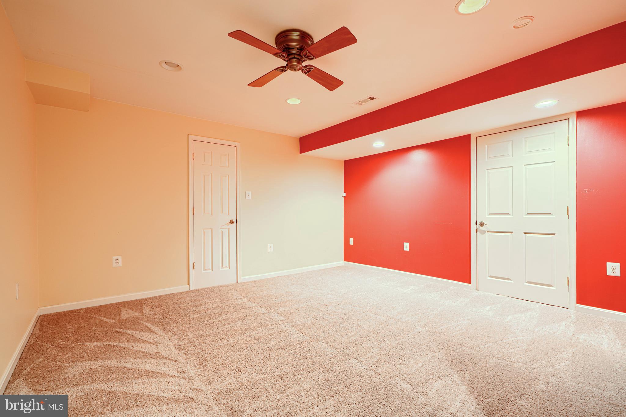 ACORN VILLAGE - Residential