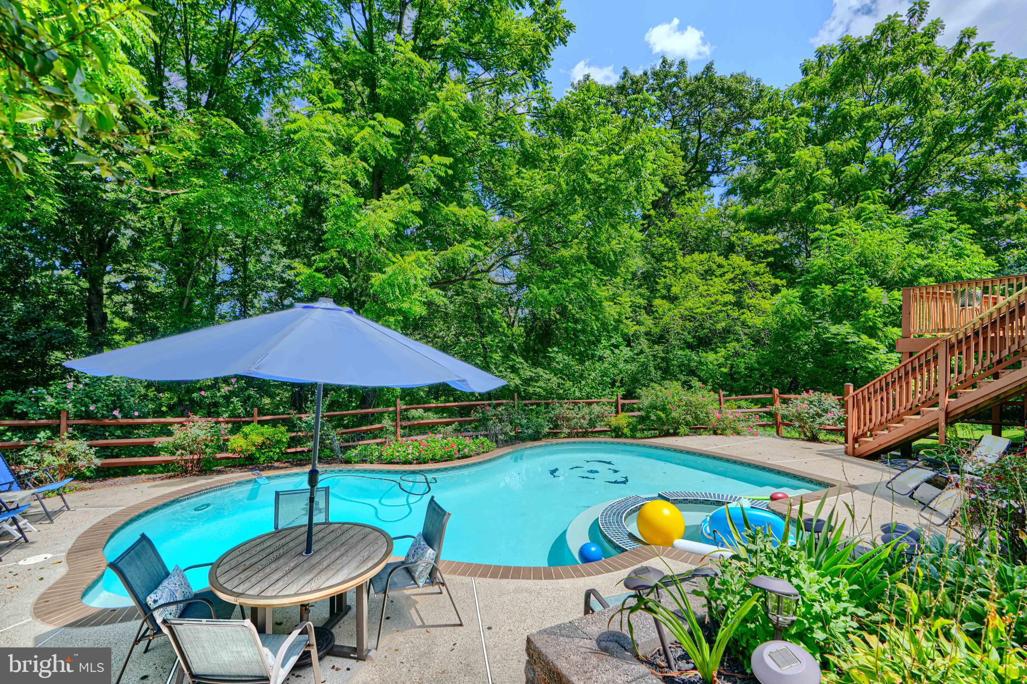 ACORN VILLAGE - Residential