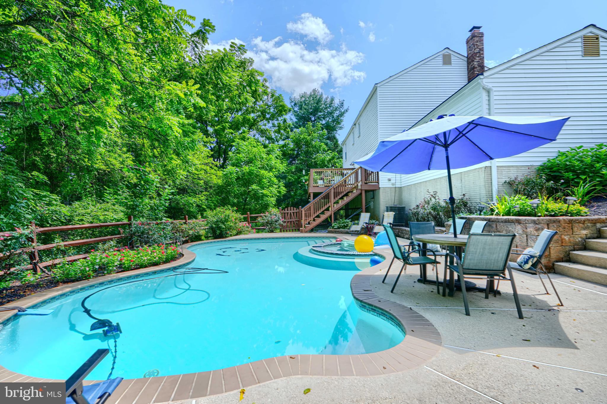 ACORN VILLAGE - Residential