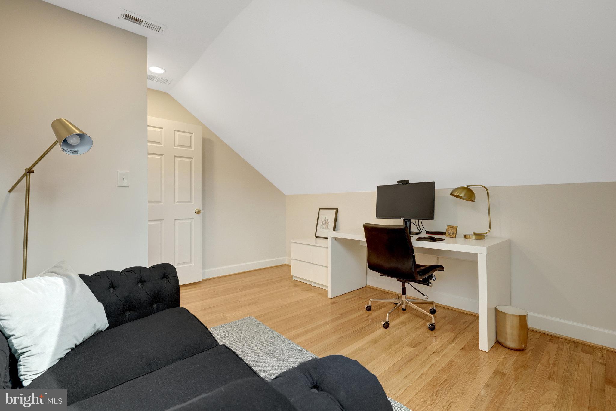 EVERMAY - Residential