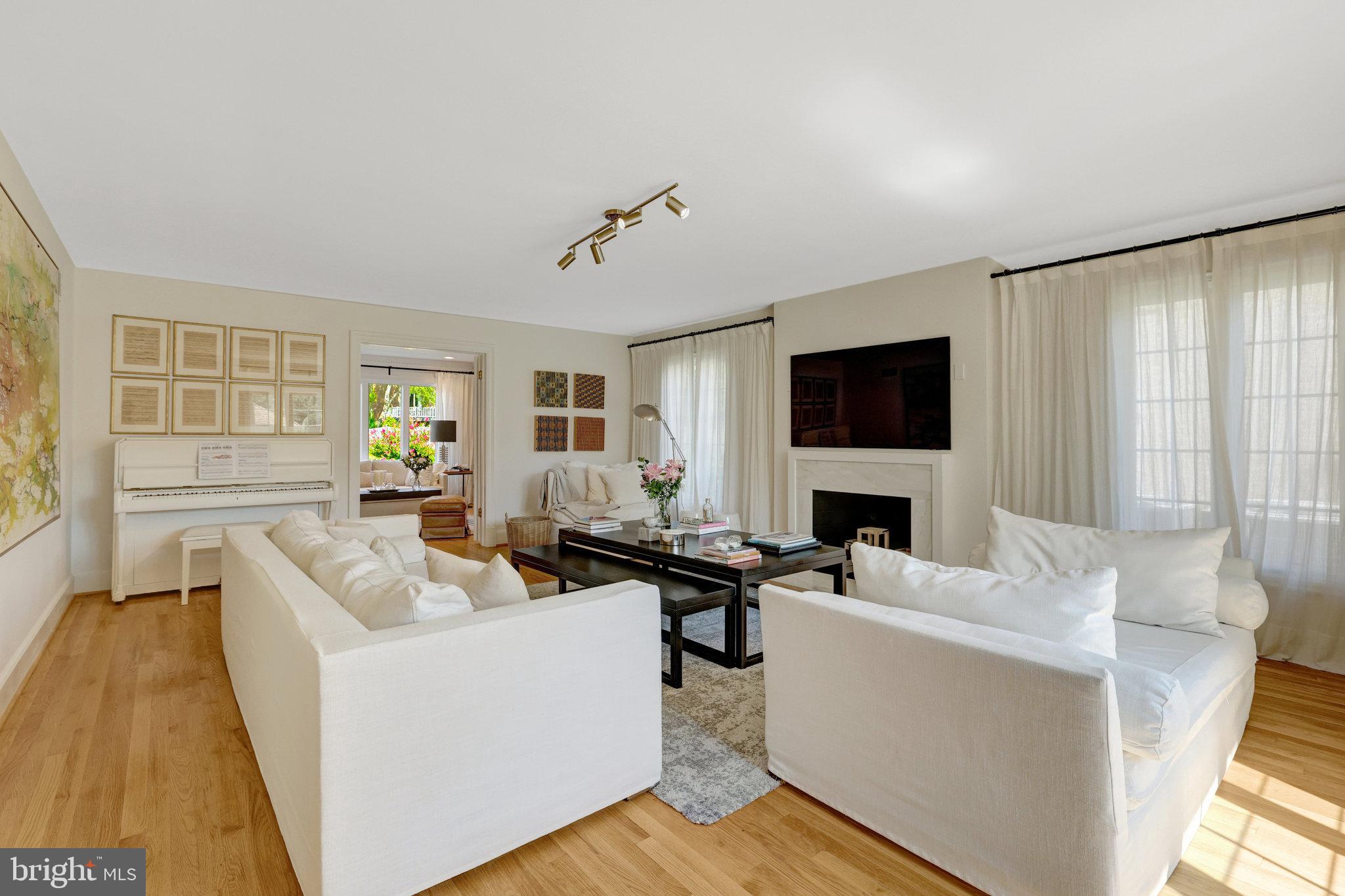 EVERMAY - Residential