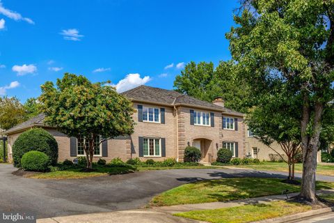 6305 DUNAWAY COURT MCLEAN VA 22101