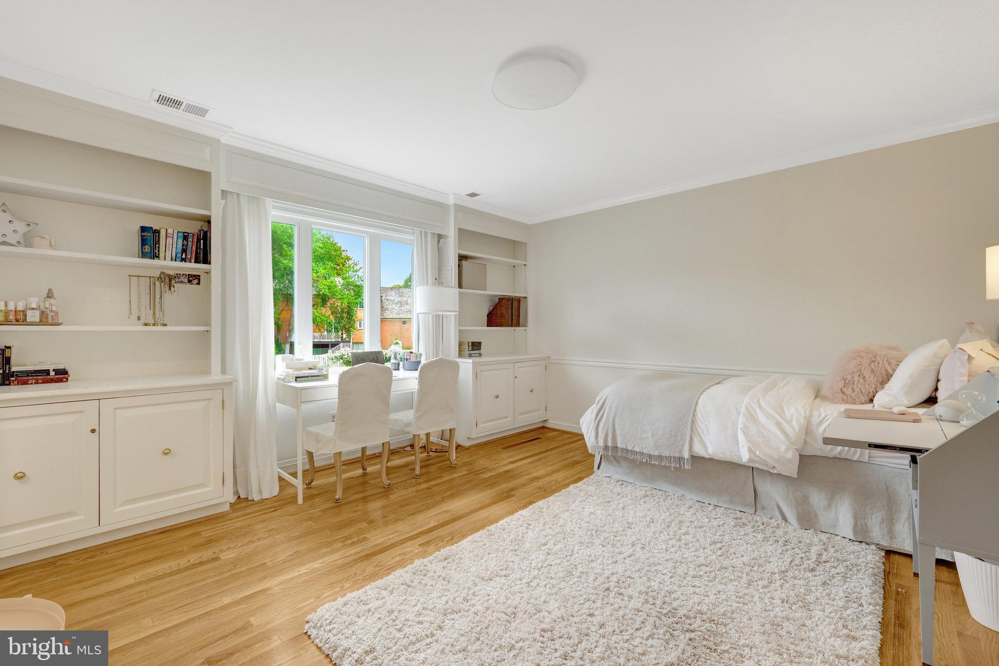 EVERMAY - Residential