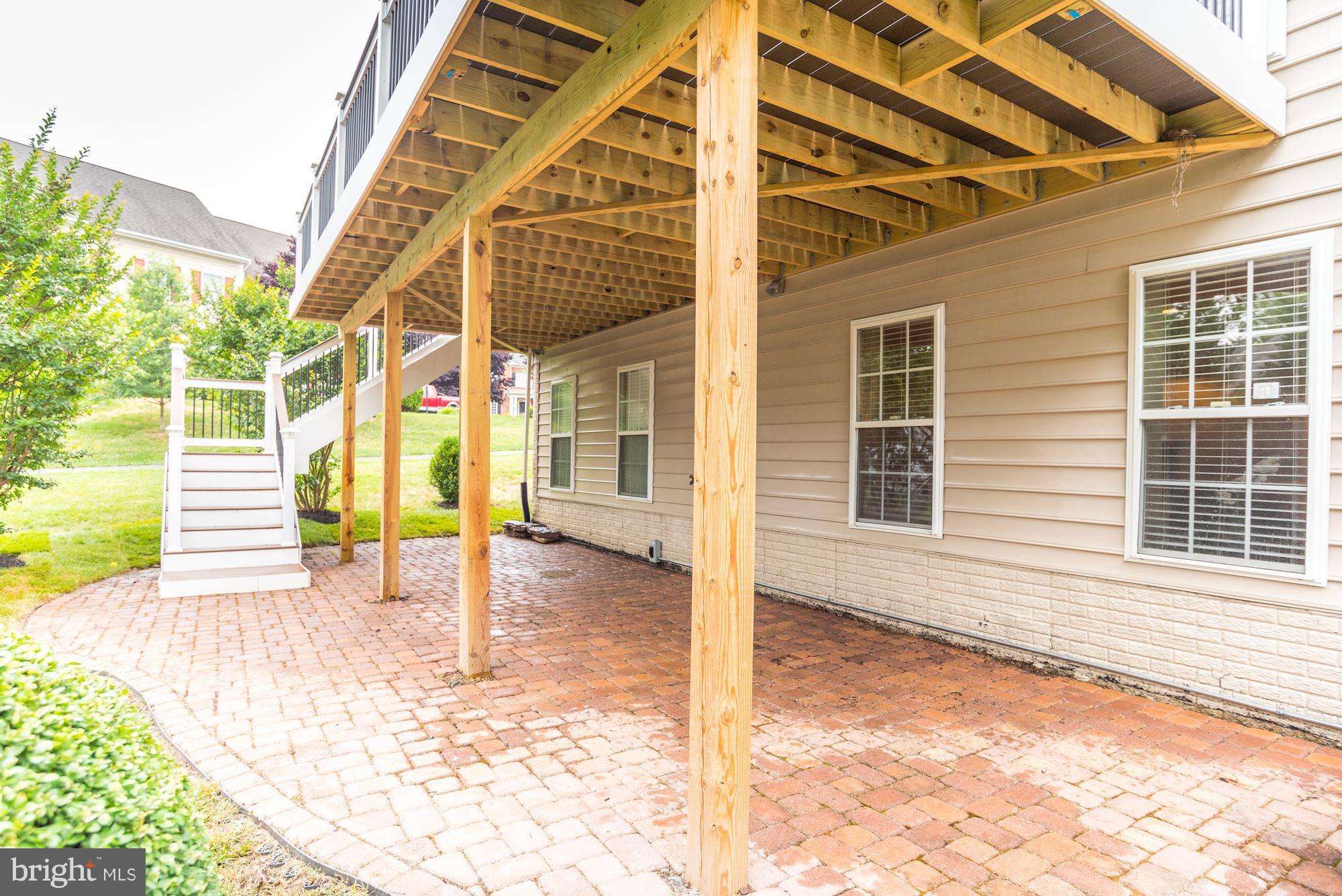 LANSDOWNE ON THE POTOMAC - Residential