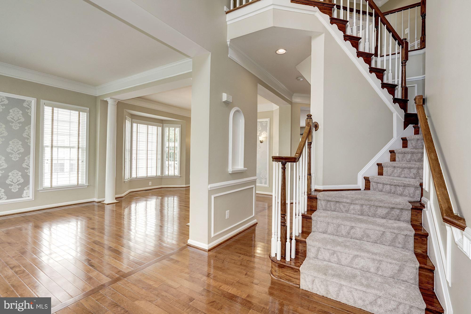 LANSDOWNE ON THE POTOMAC - Residential