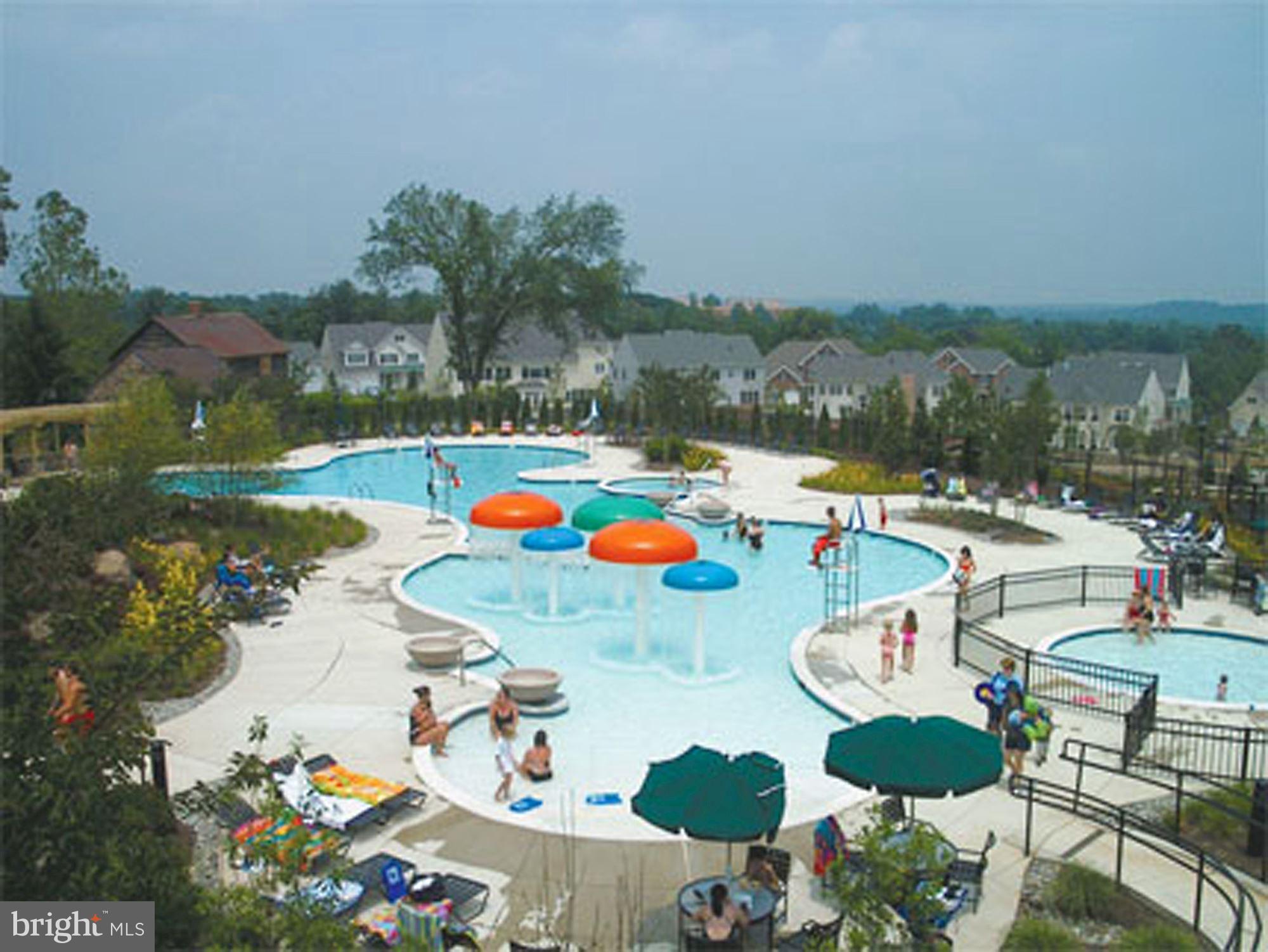 LANSDOWNE ON THE POTOMAC - Residential