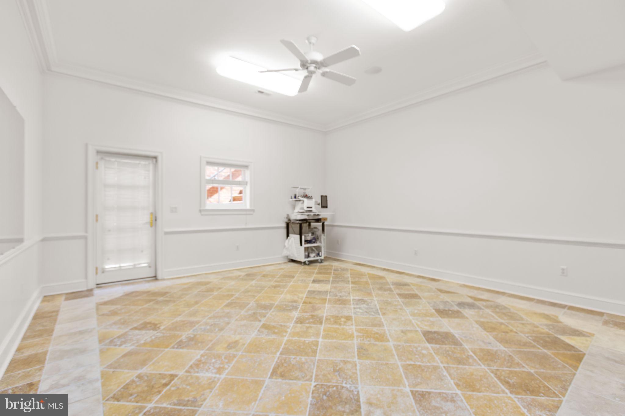 WESTMONT - Residential