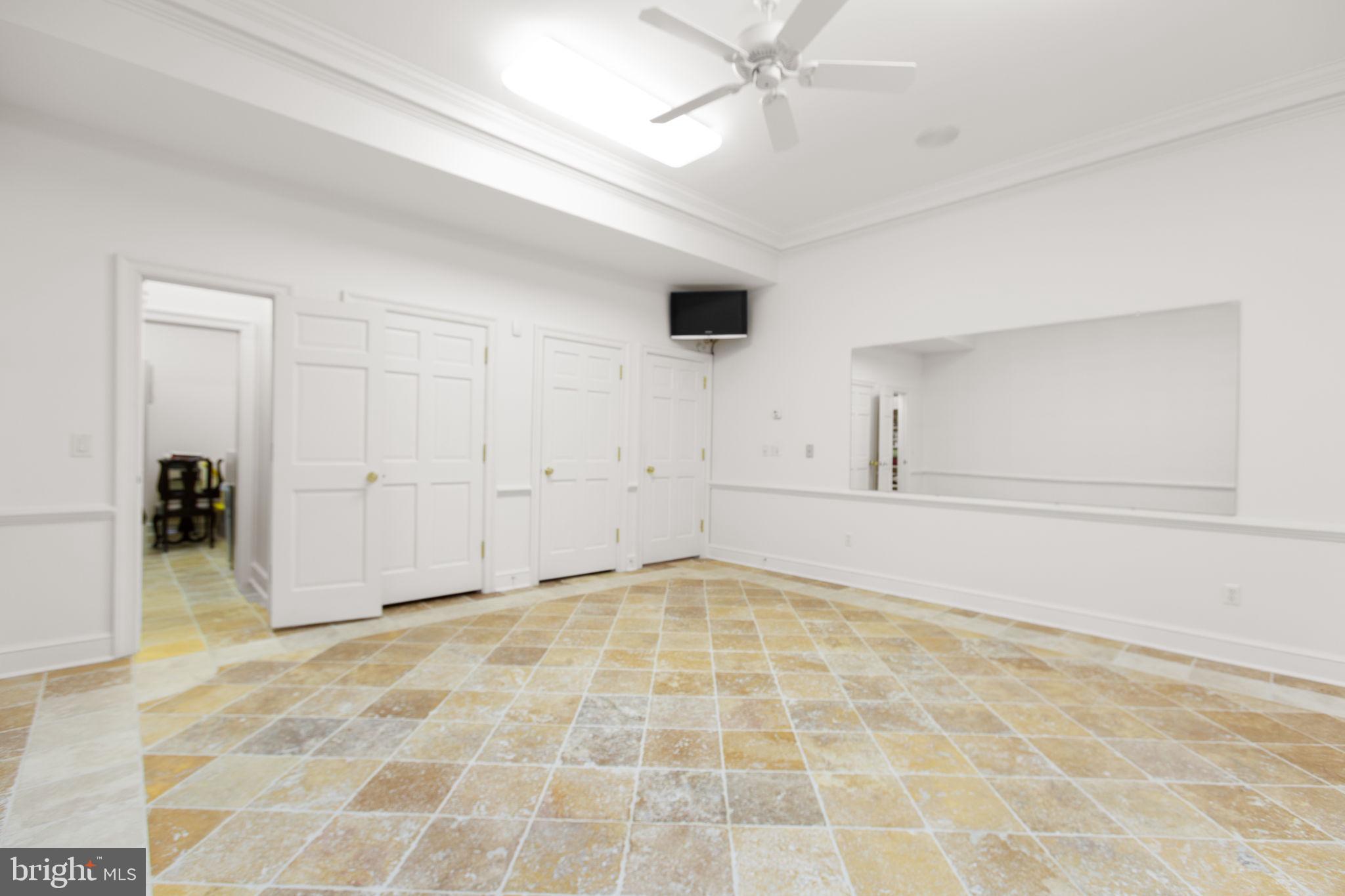 WESTMONT - Residential