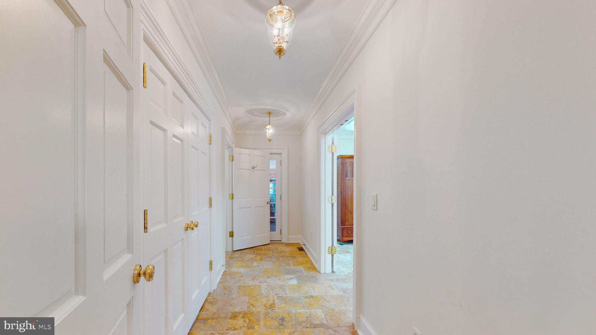 WESTMONT - Residential