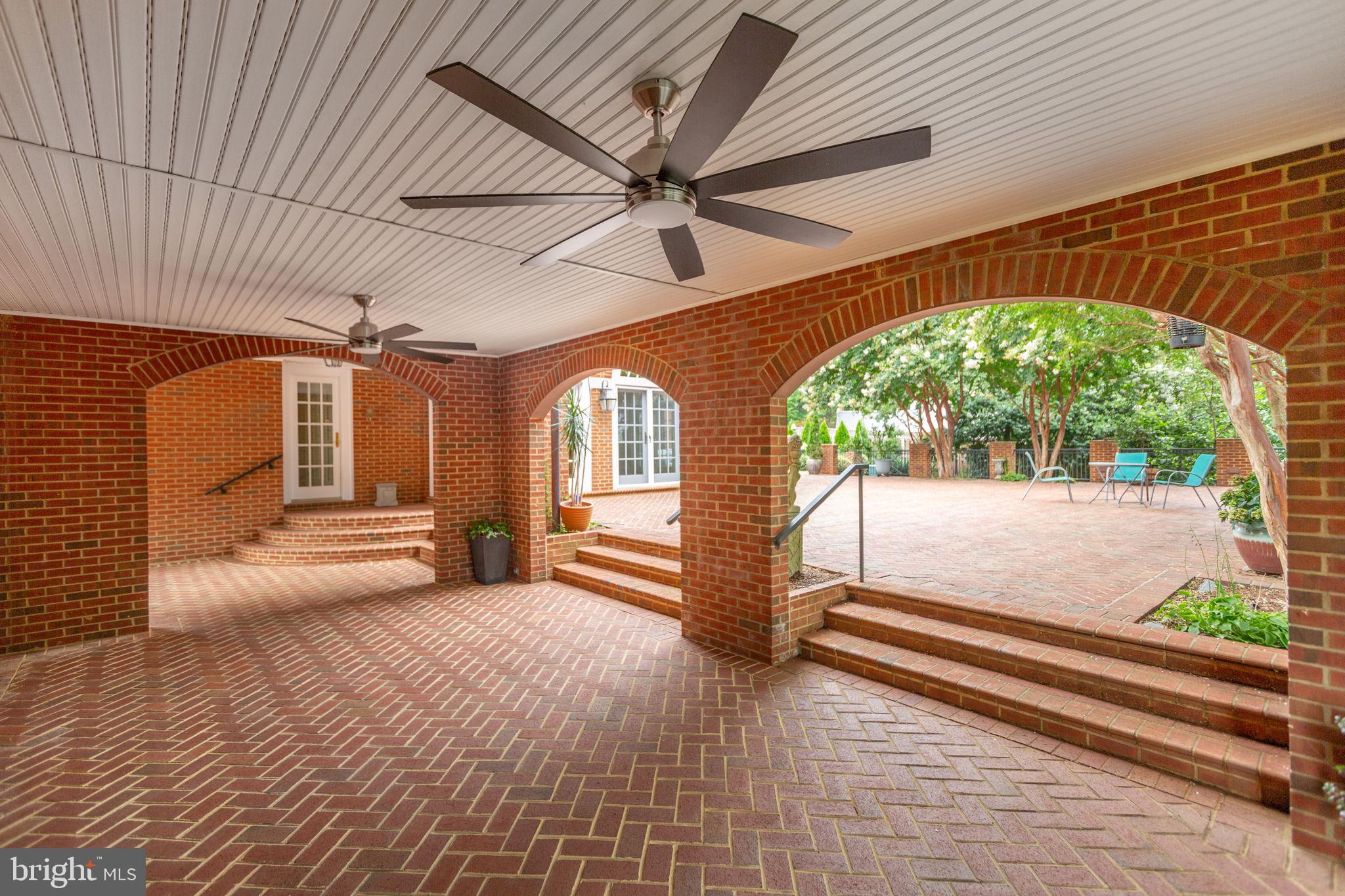 WESTMONT - Residential