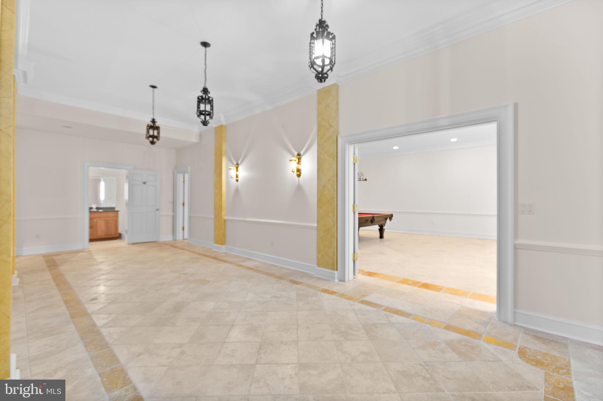 WESTMONT - Residential