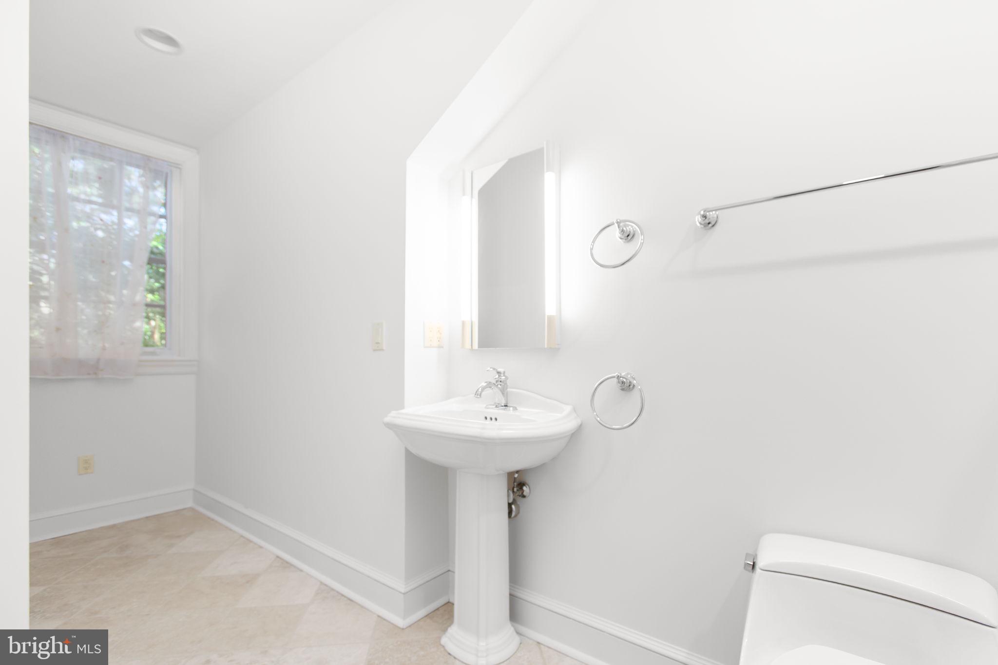 WESTMONT - Residential