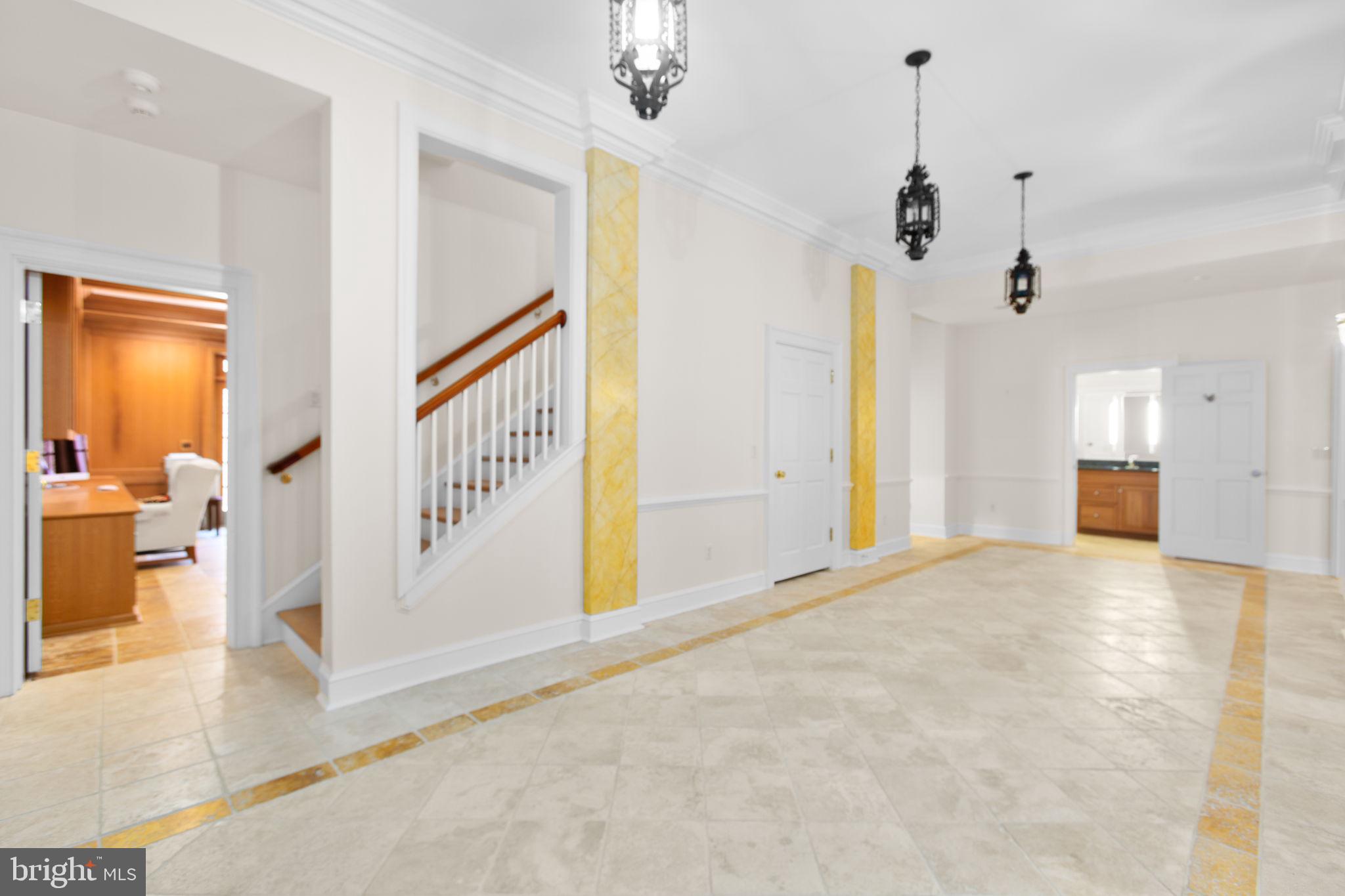 WESTMONT - Residential