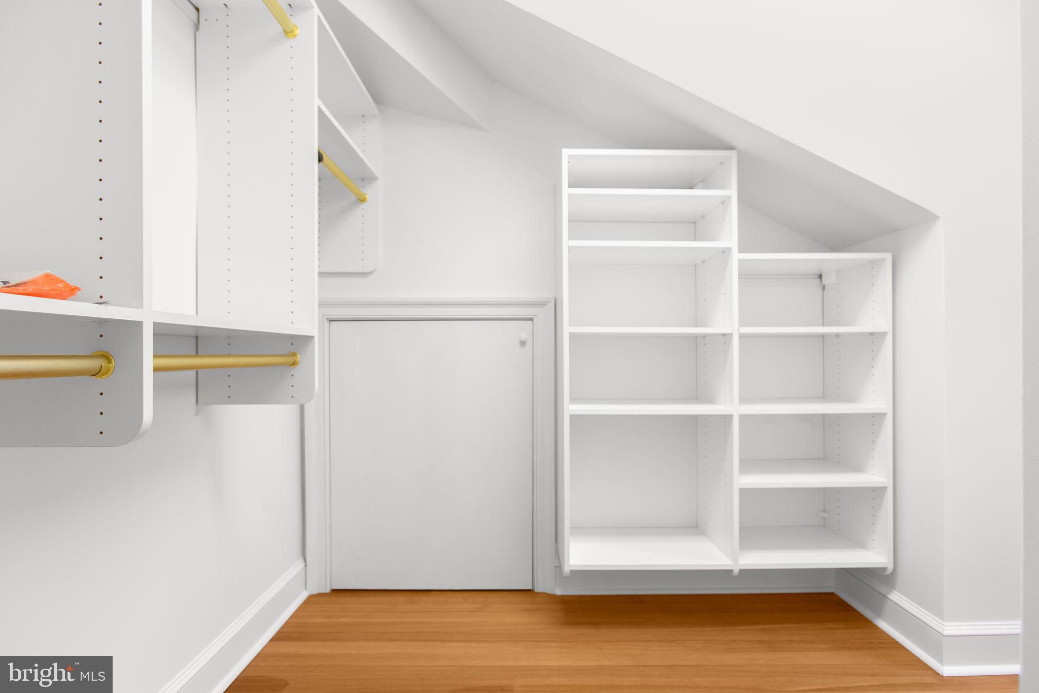 WESTMONT - Residential