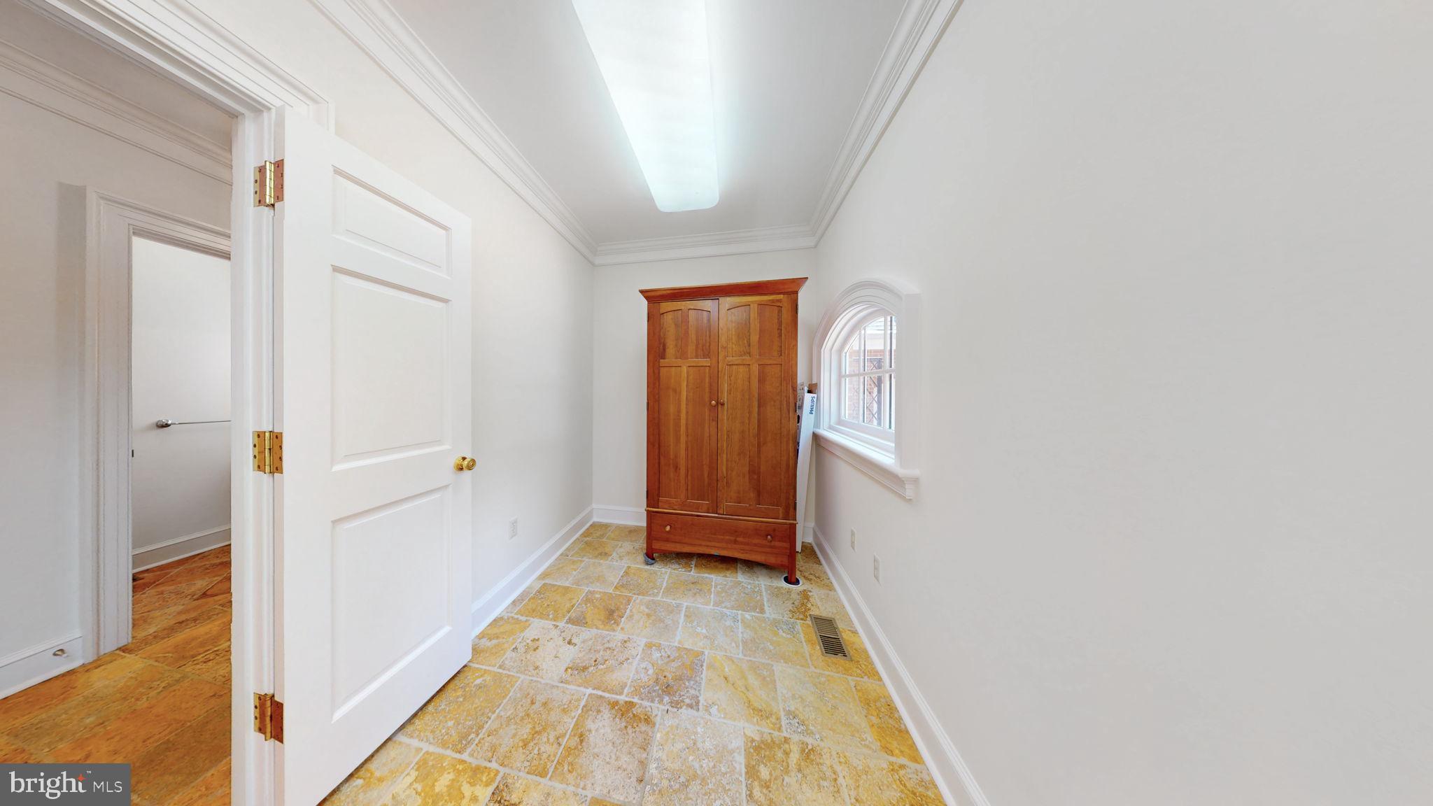 WESTMONT - Residential