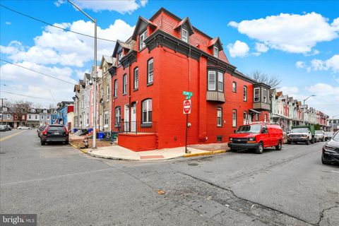 Townhouse For Sale - 131 Elm Street<br/> READING, PA 19601