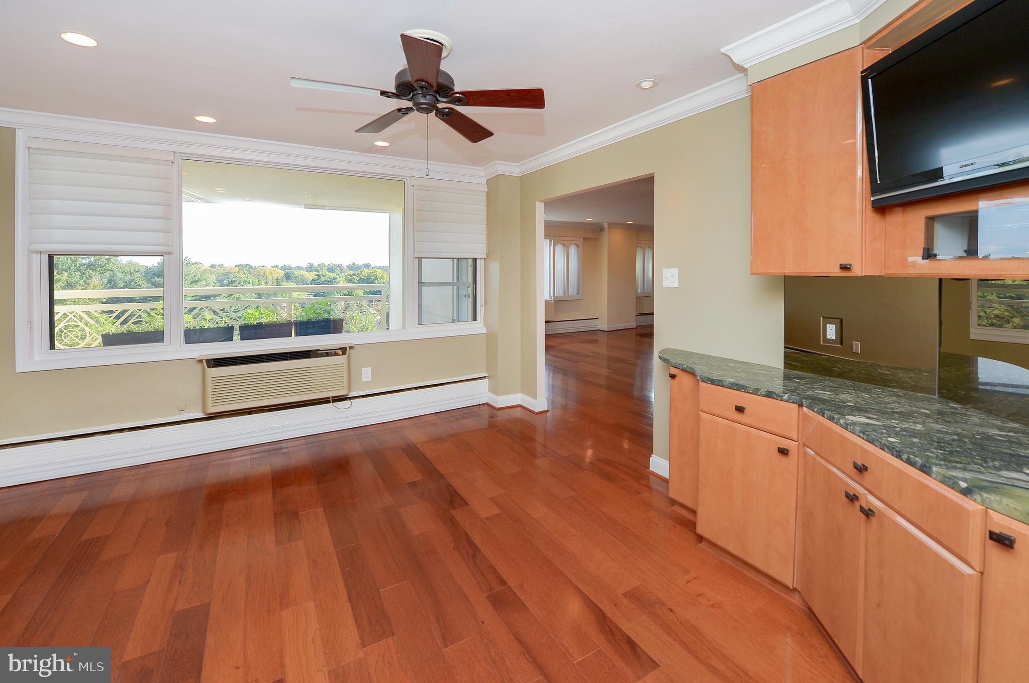 ELKINS PARK HOUSE - Residential