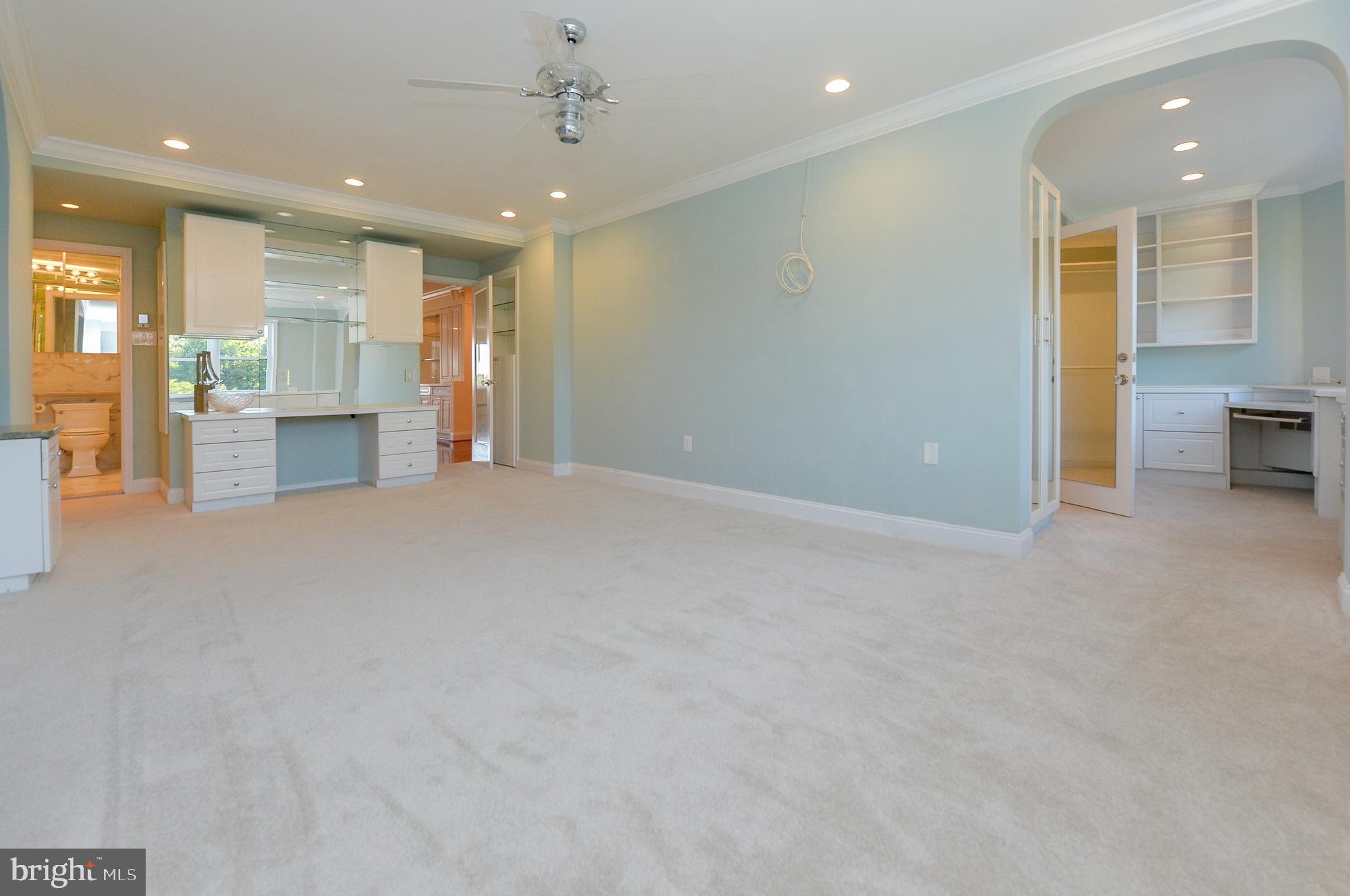 ELKINS PARK HOUSE - Residential