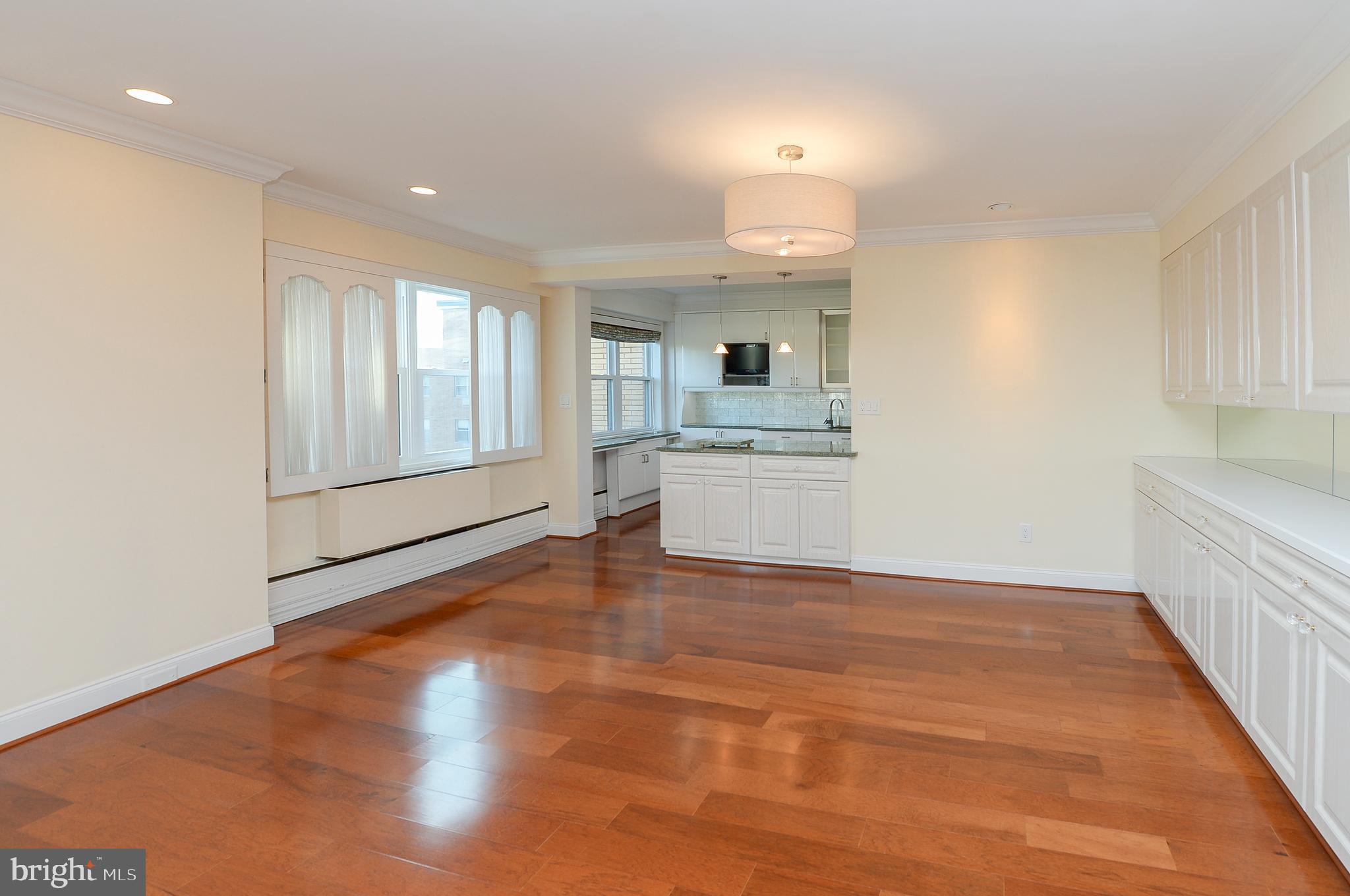 ELKINS PARK HOUSE - Residential