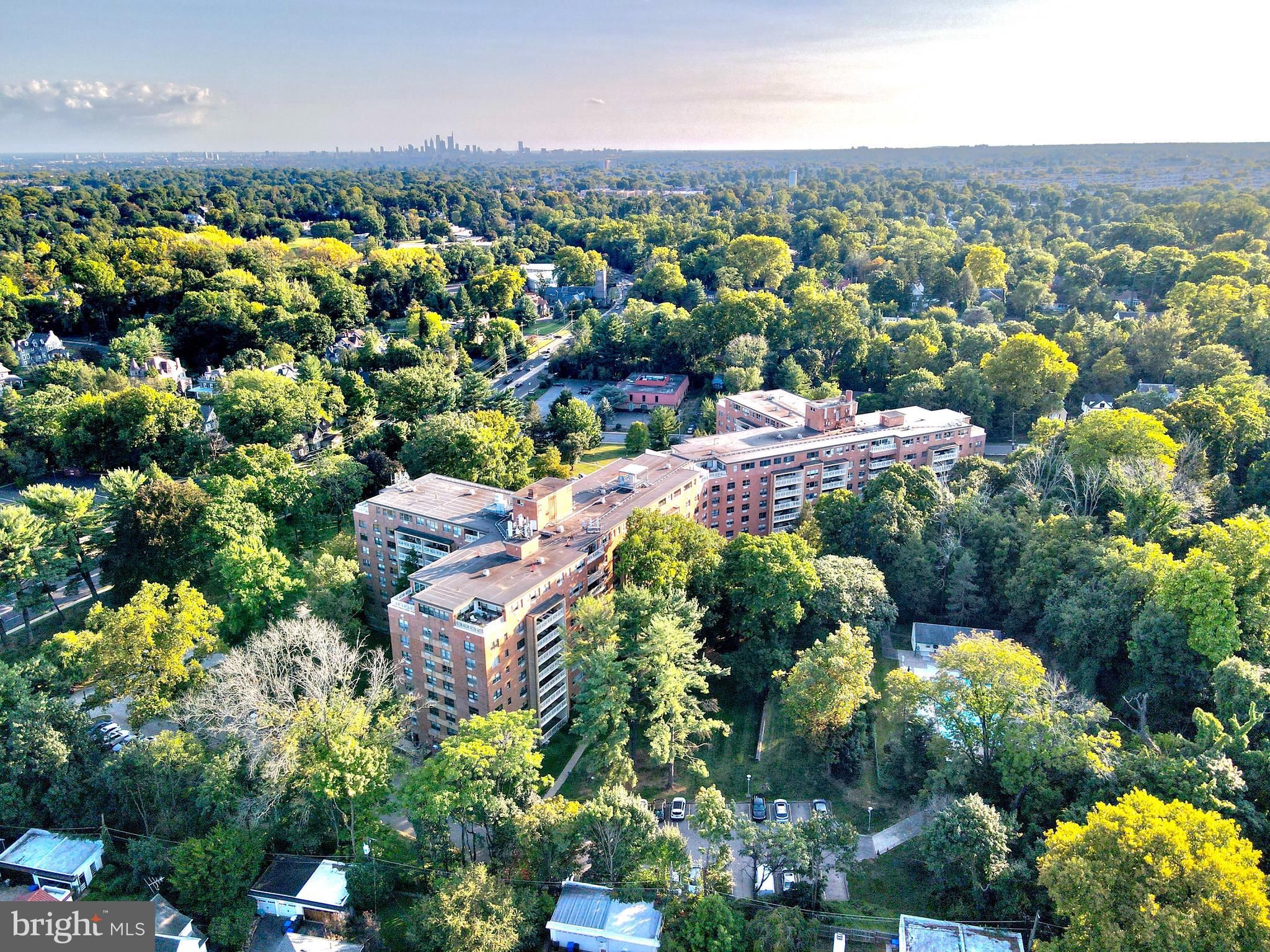 ELKINS PARK HOUSE - Residential