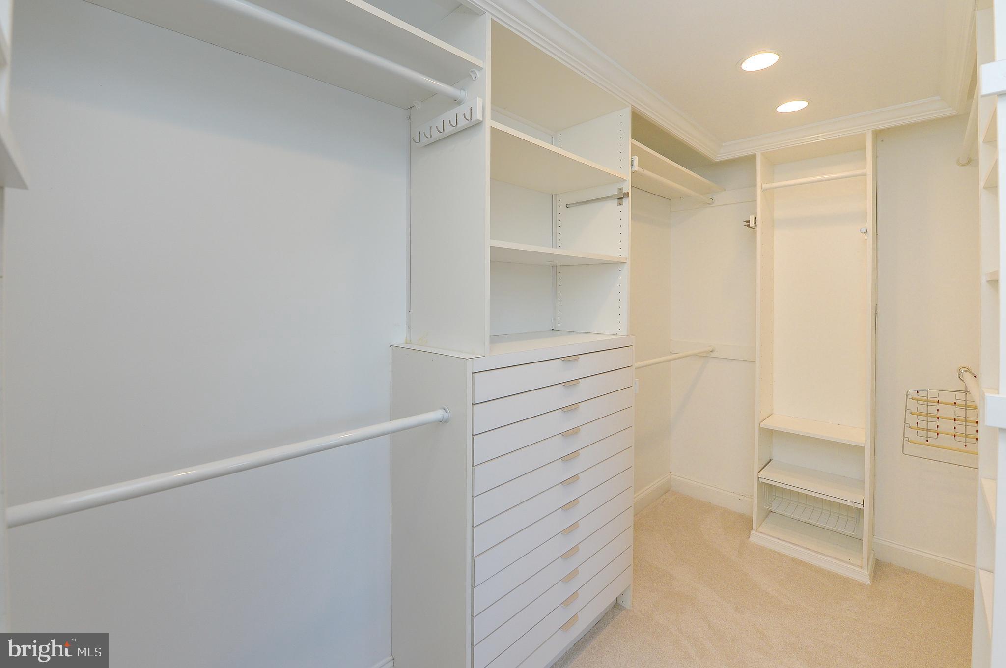ELKINS PARK HOUSE - Residential