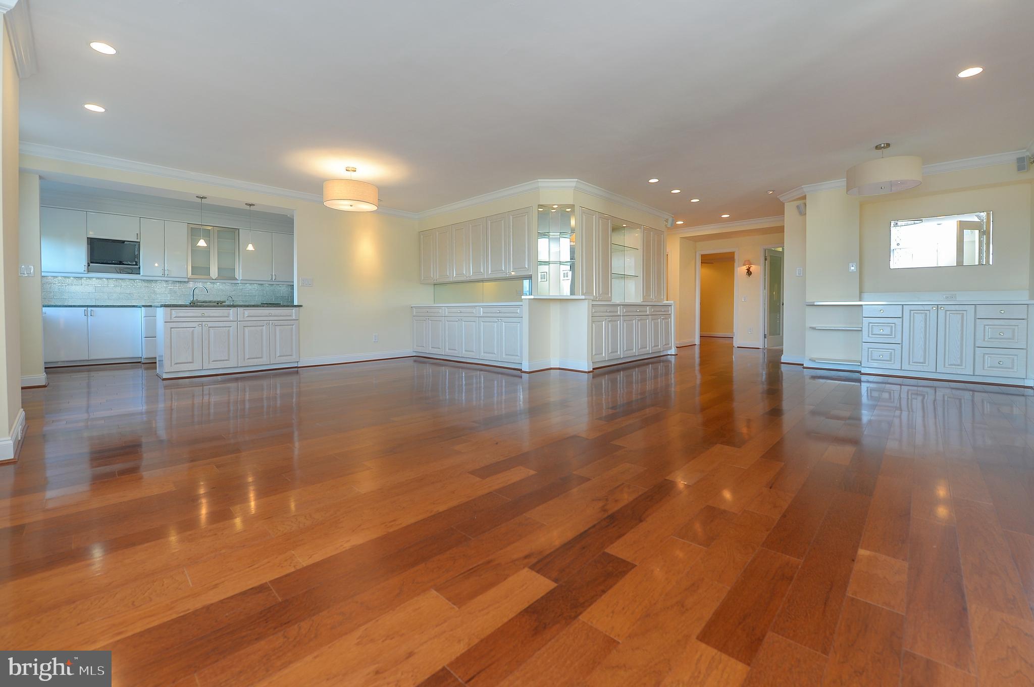 ELKINS PARK HOUSE - Residential