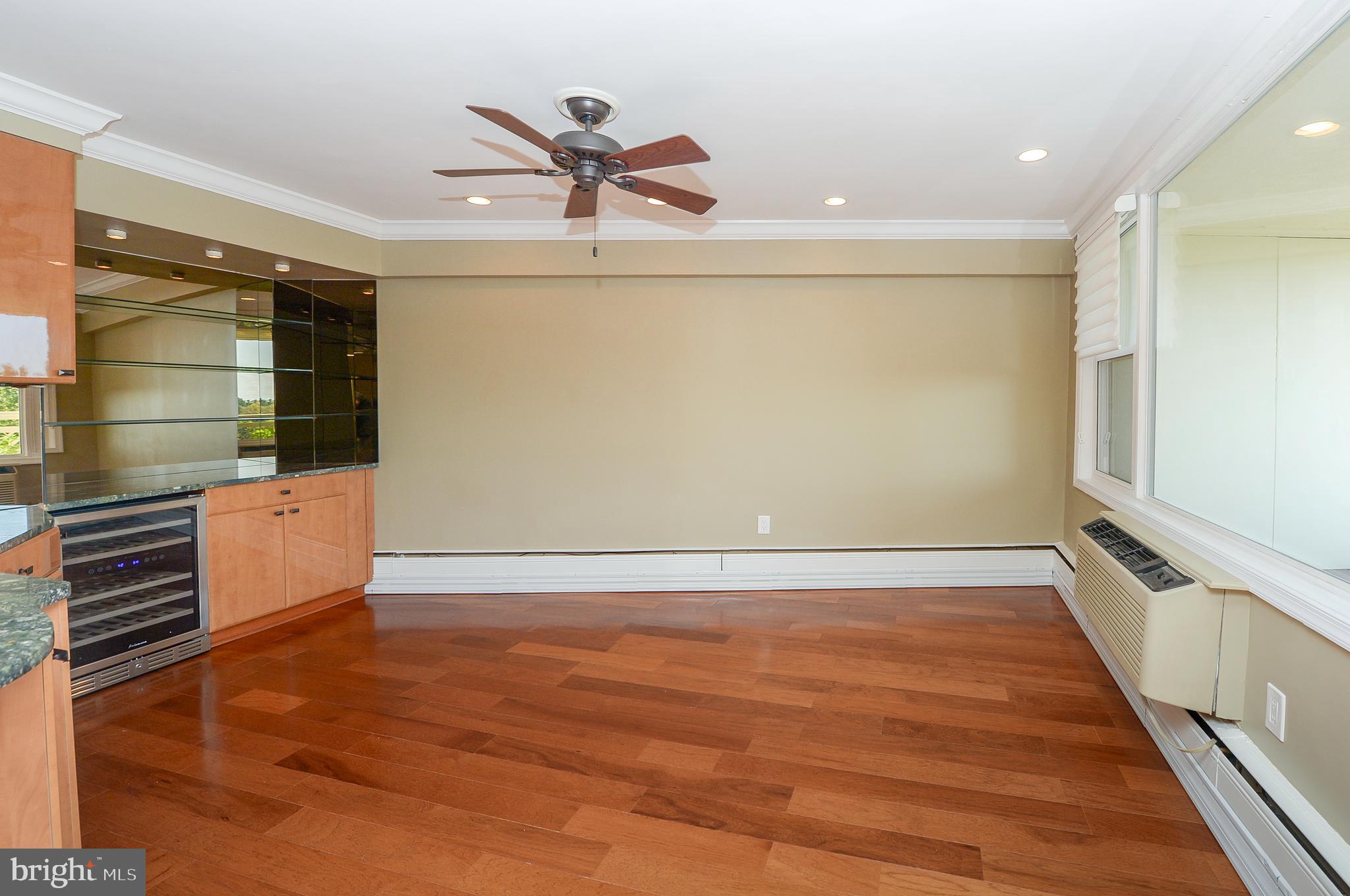 ELKINS PARK HOUSE - Residential