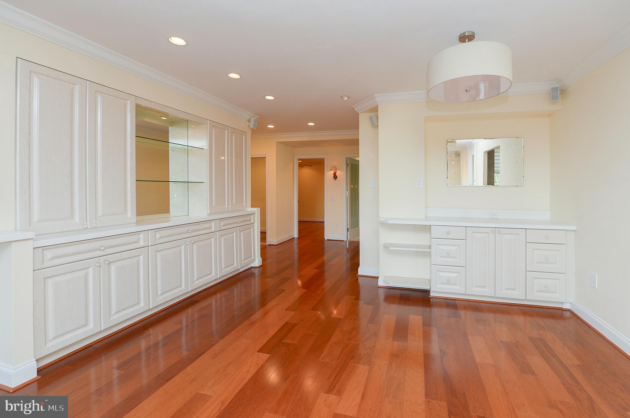 ELKINS PARK HOUSE - Residential