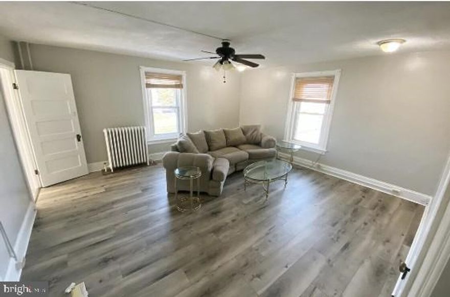 Spacious 1-bedroom 2nd-floor apartment in Langhorne borough.  This 1000 sq ft apartment has easy street parking and the rent includes all utilities.  Available early November 2025.  Call the listing agent for a showing and they will provide access.