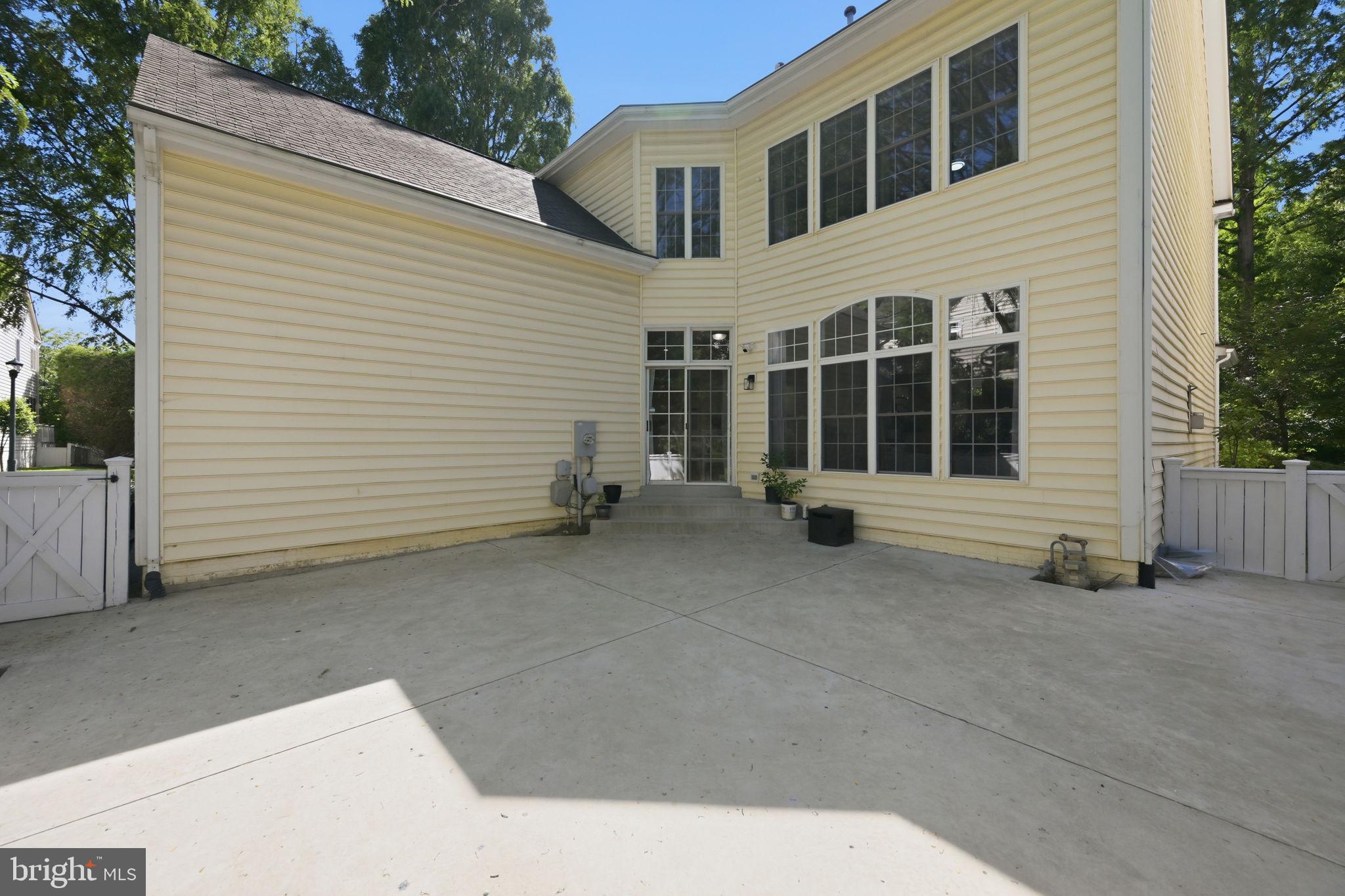 308 BARNSIDE PLACE