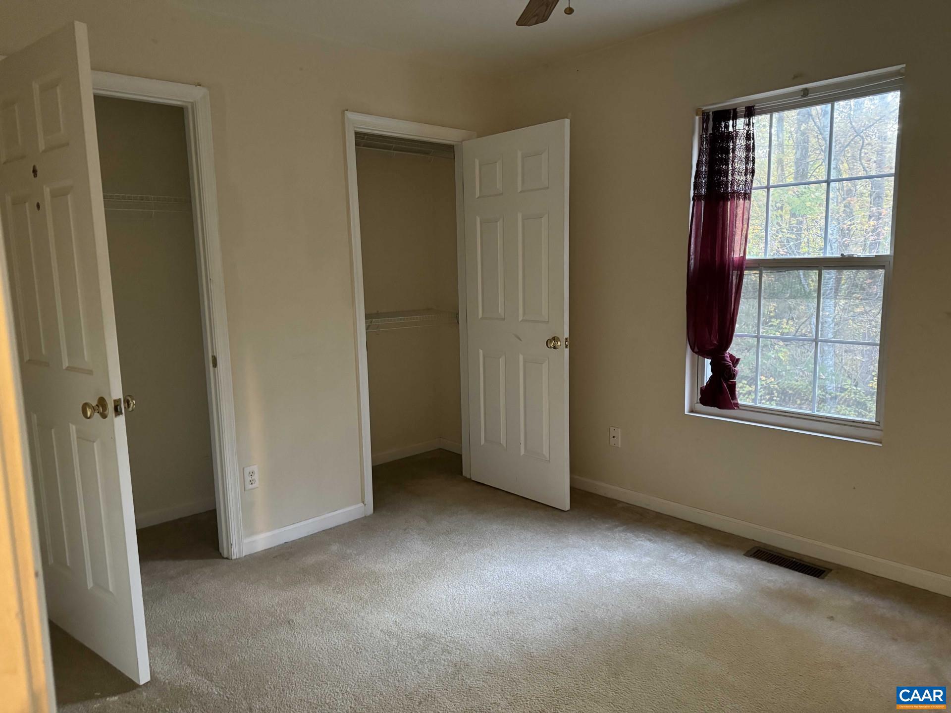 LAKE MONTICELLO - Residential