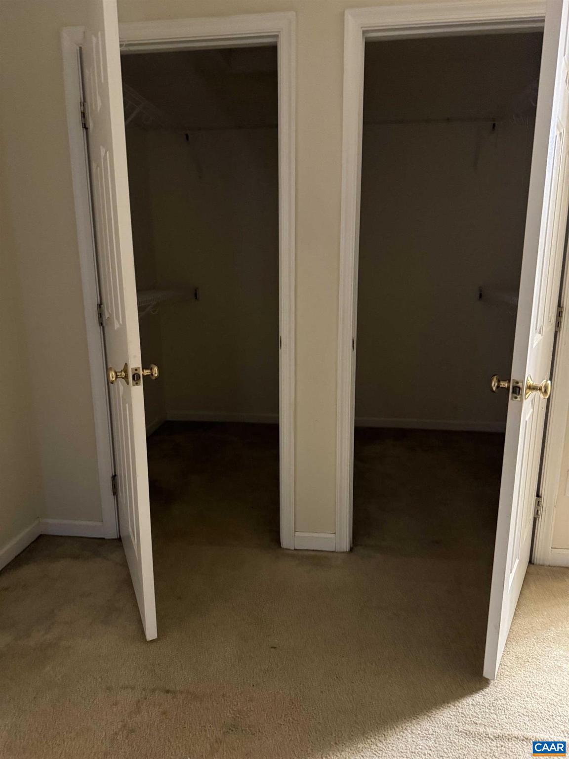 LAKE MONTICELLO - Residential