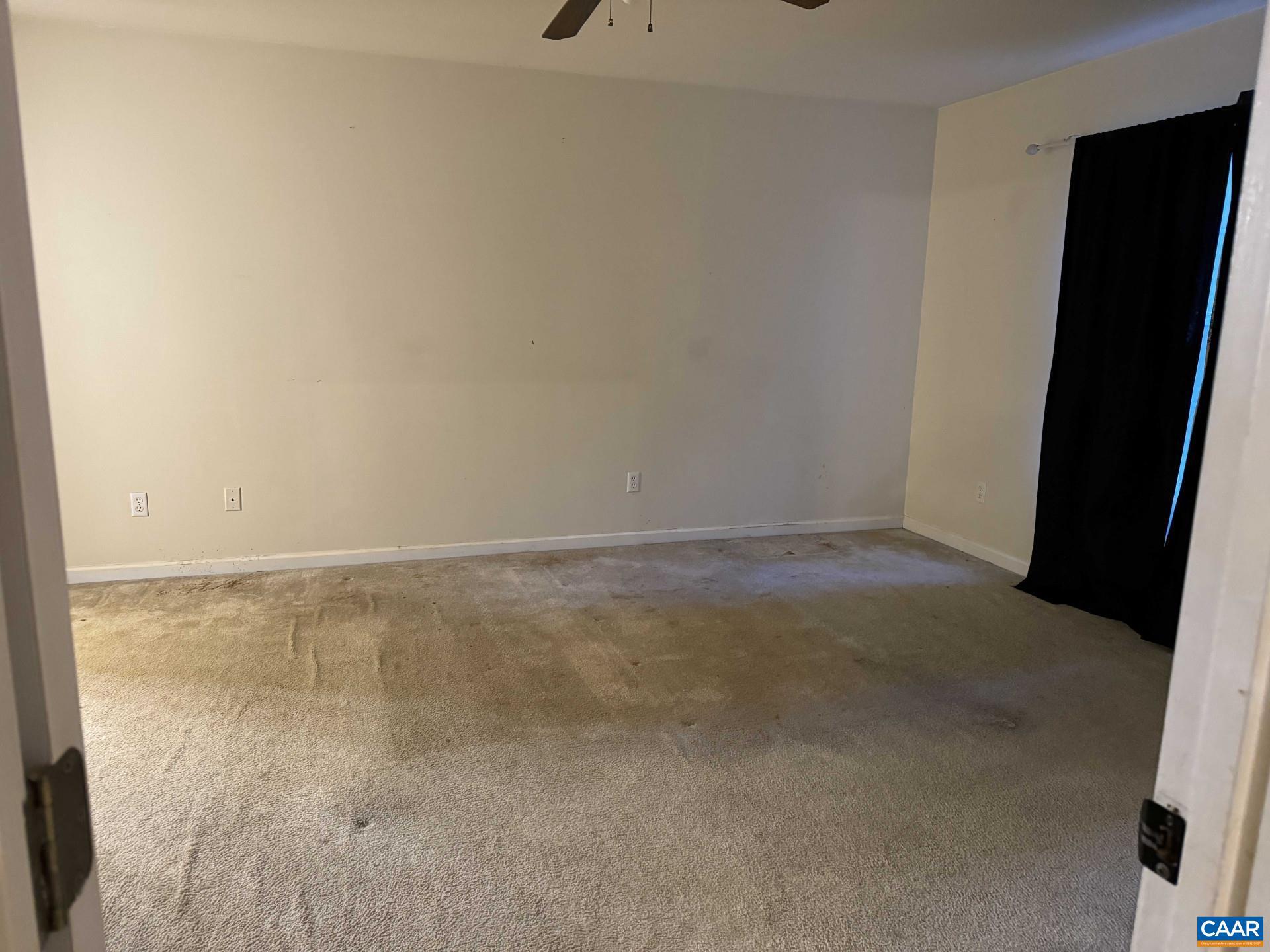 LAKE MONTICELLO - Residential