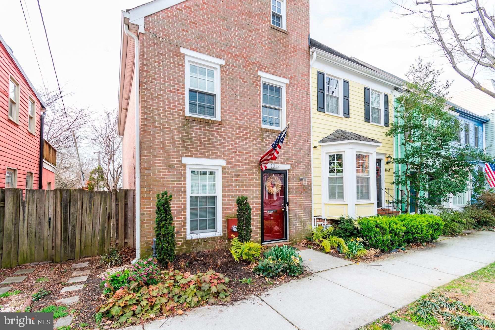 OLD TOWN ALEXANDRIA - Residential Lease