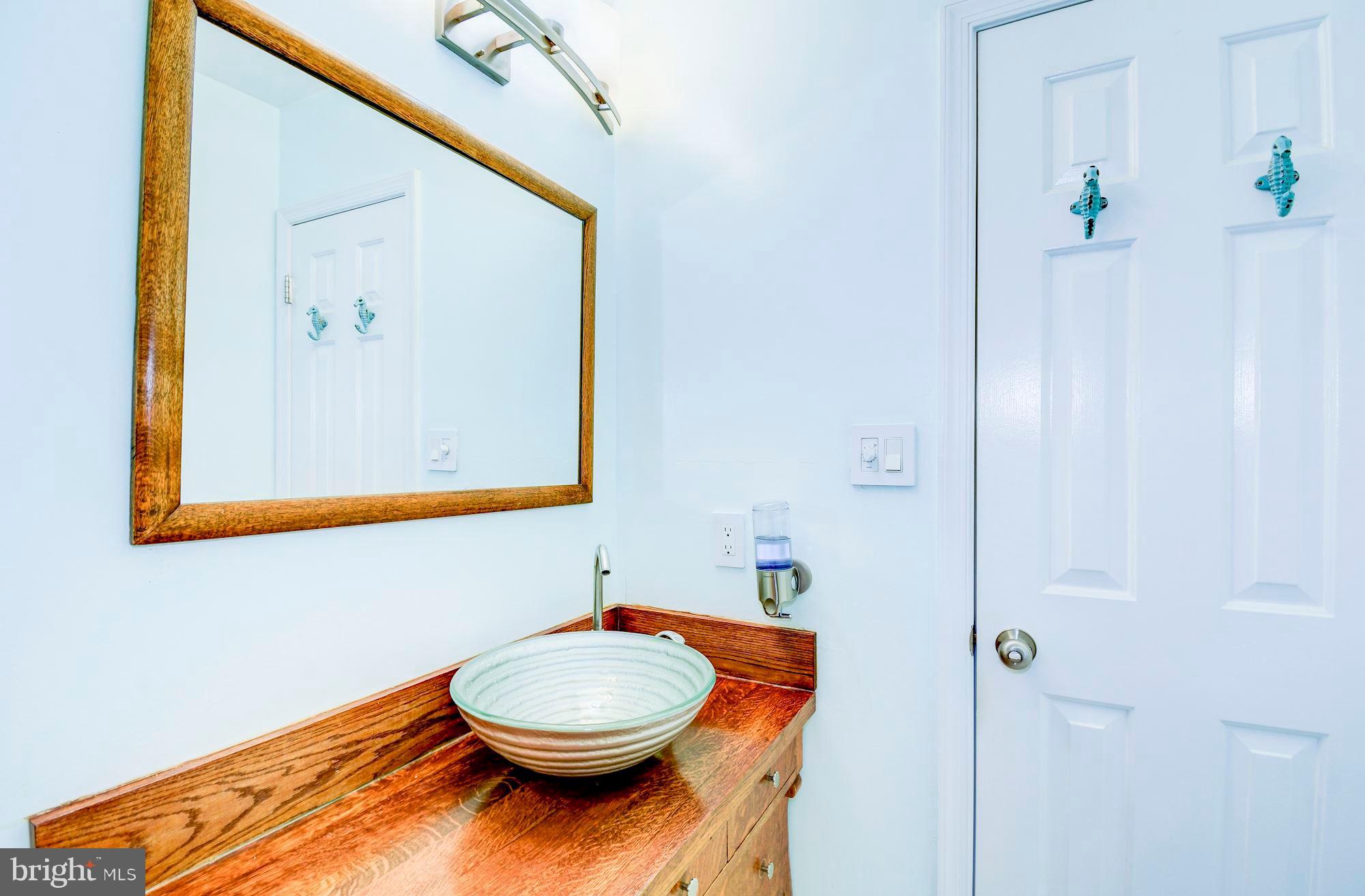 OLD TOWN ALEXANDRIA - Residential Lease