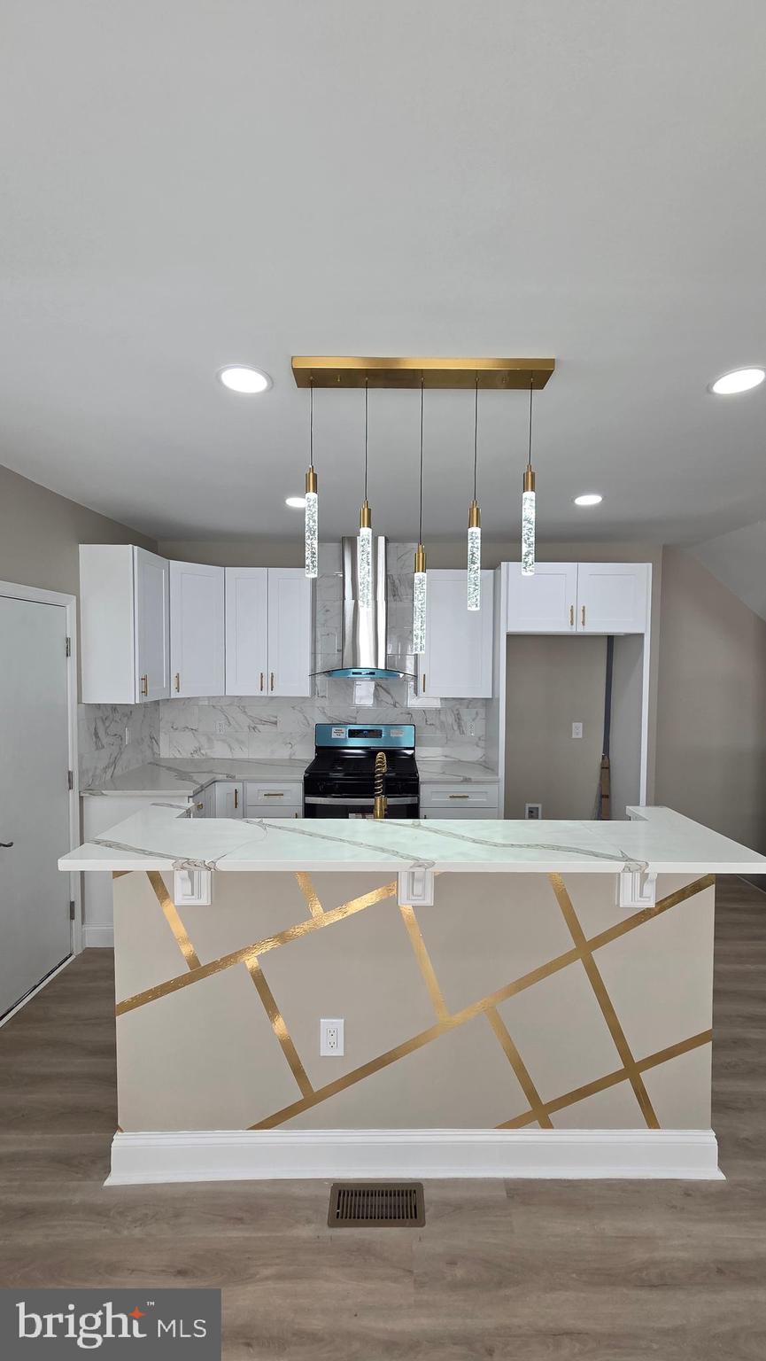 GERMANTOWN (EAST) - Residential