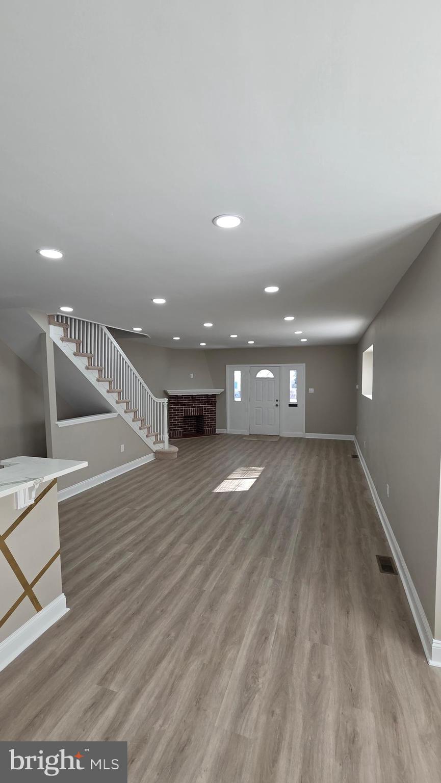 GERMANTOWN (EAST) - Residential