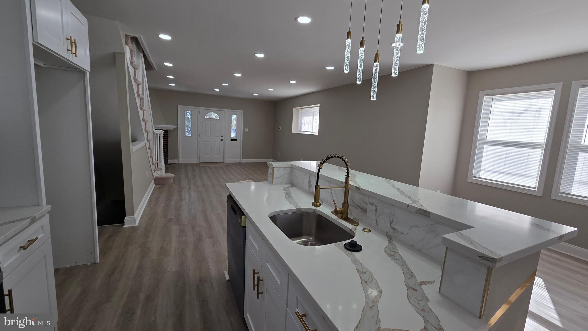 GERMANTOWN (EAST) - Residential