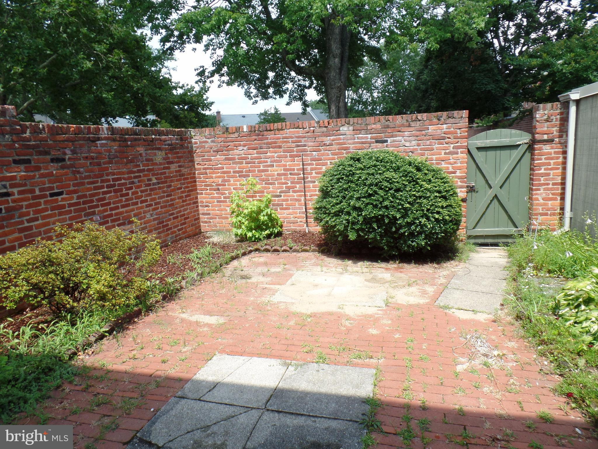 CHARLESTOWN - Residential Lease