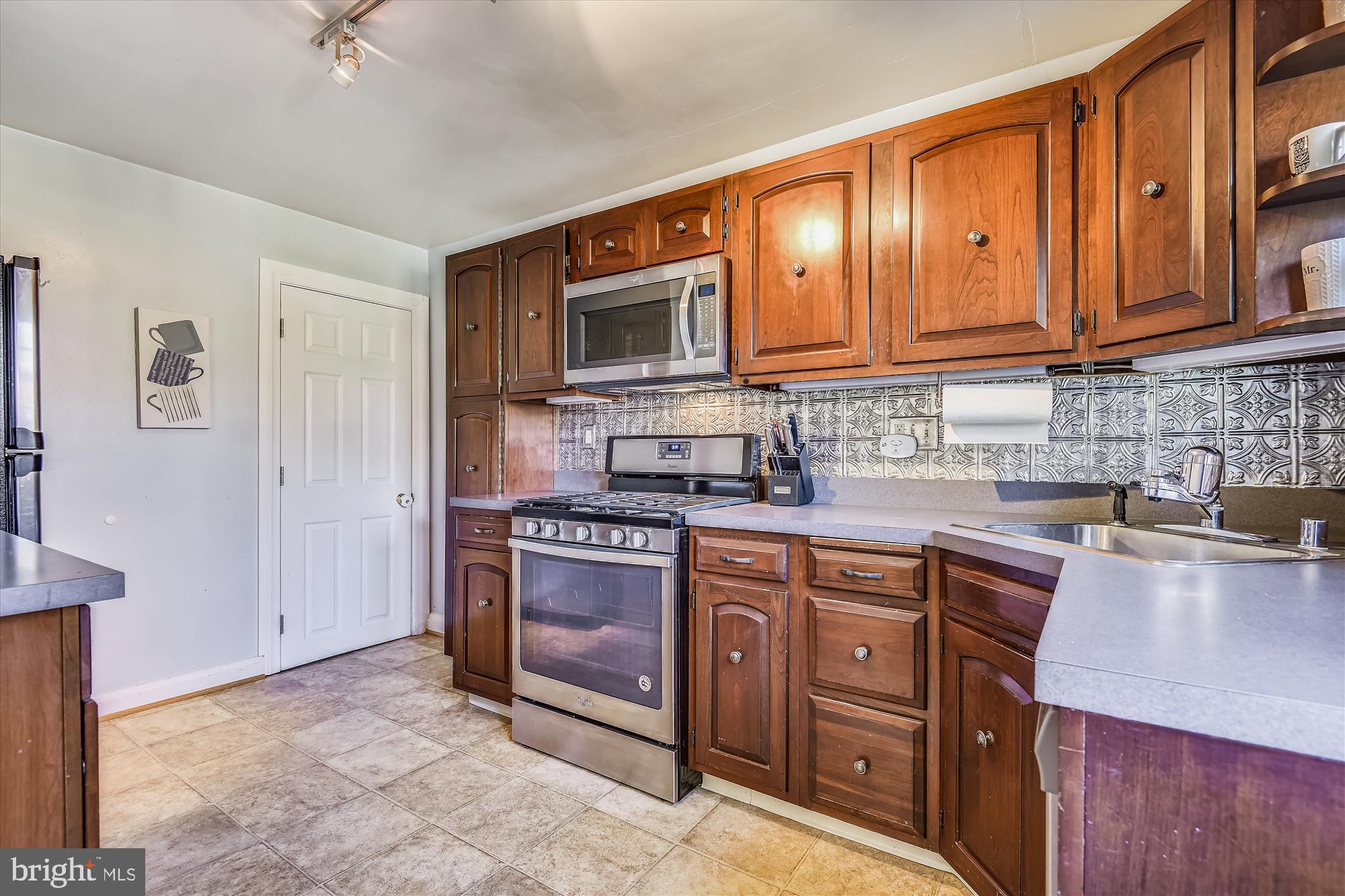 LOCH RAVEN VILLAGE - Residential