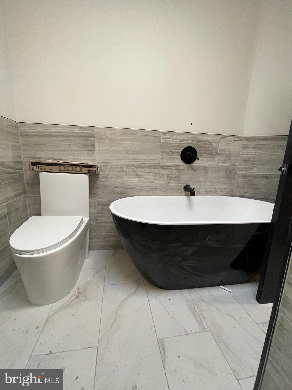 WHITMAN - Residential