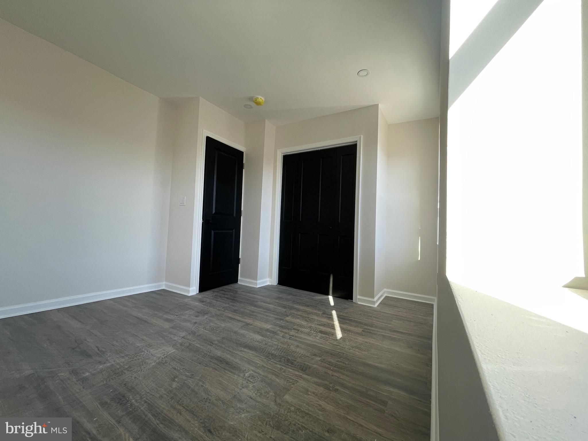 WHITMAN - Residential