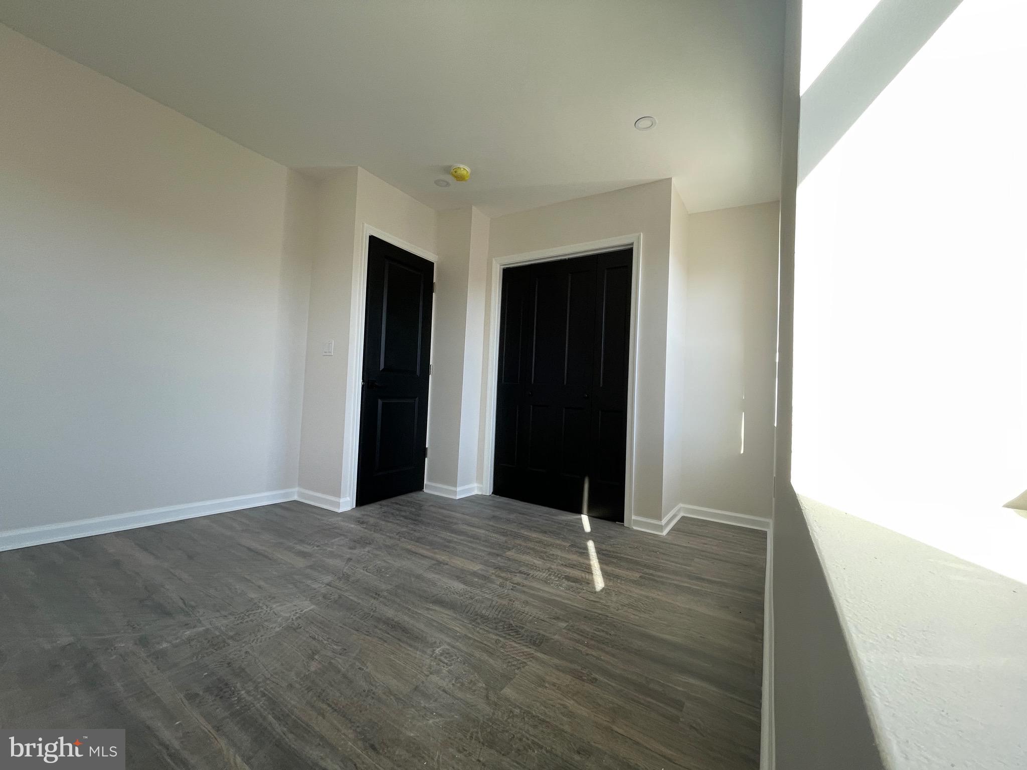 WHITMAN - Residential