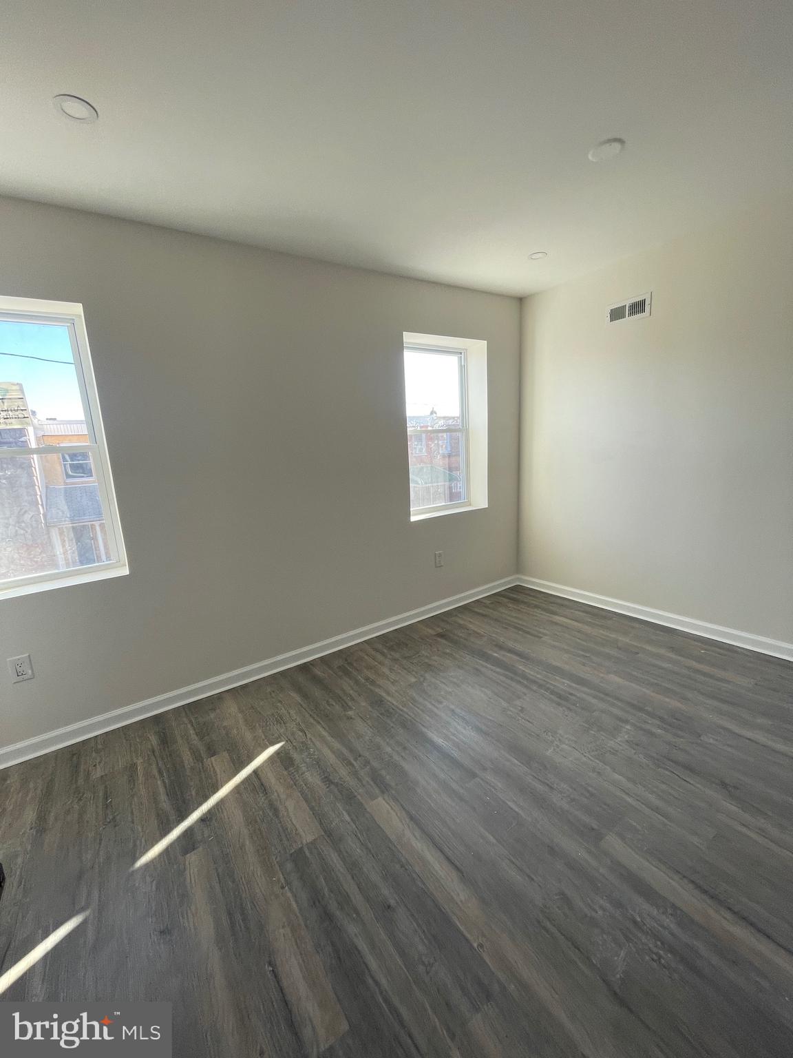 WHITMAN - Residential