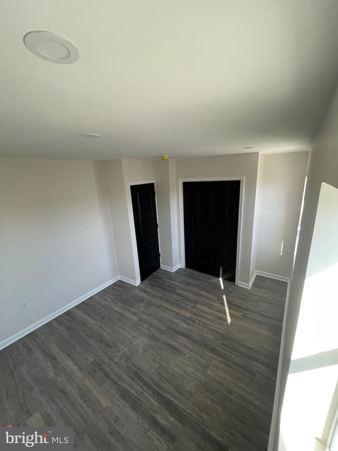 WHITMAN - Residential