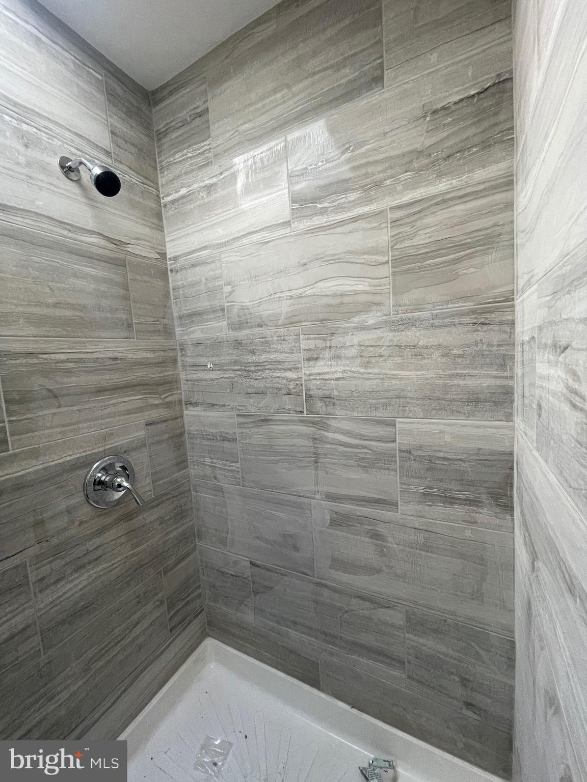 WHITMAN - Residential