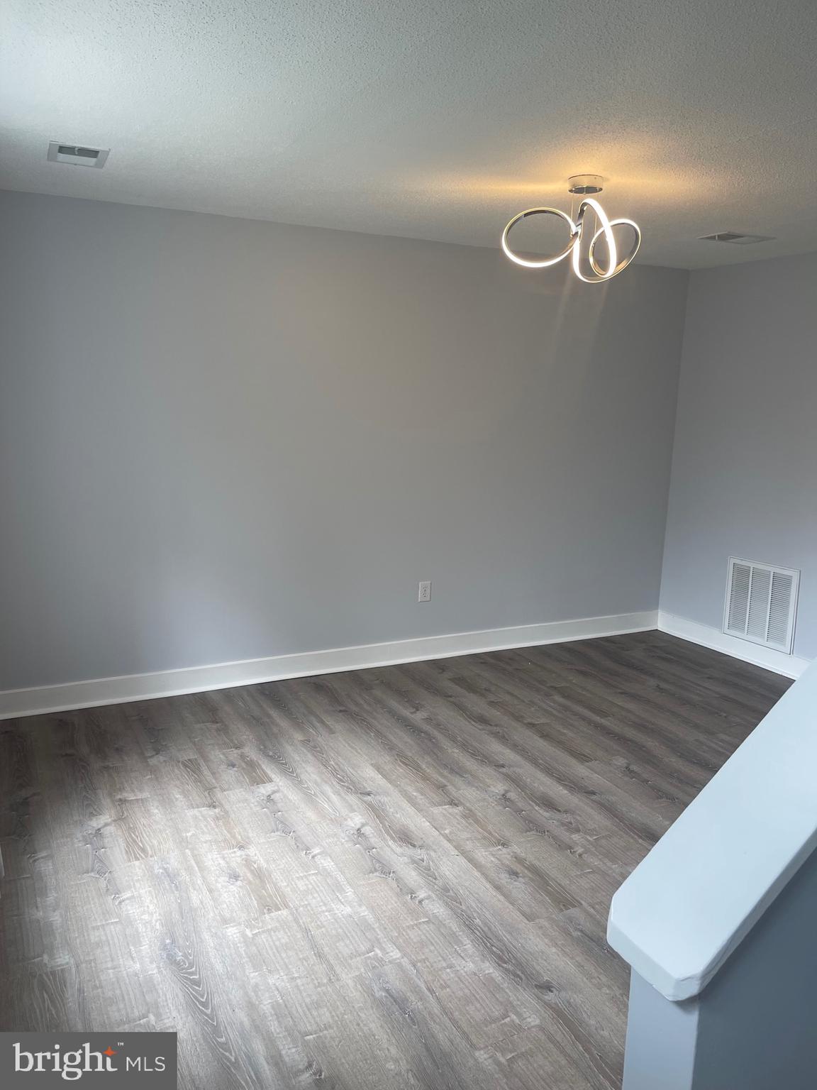 WILLOW BROOK - Residential Lease