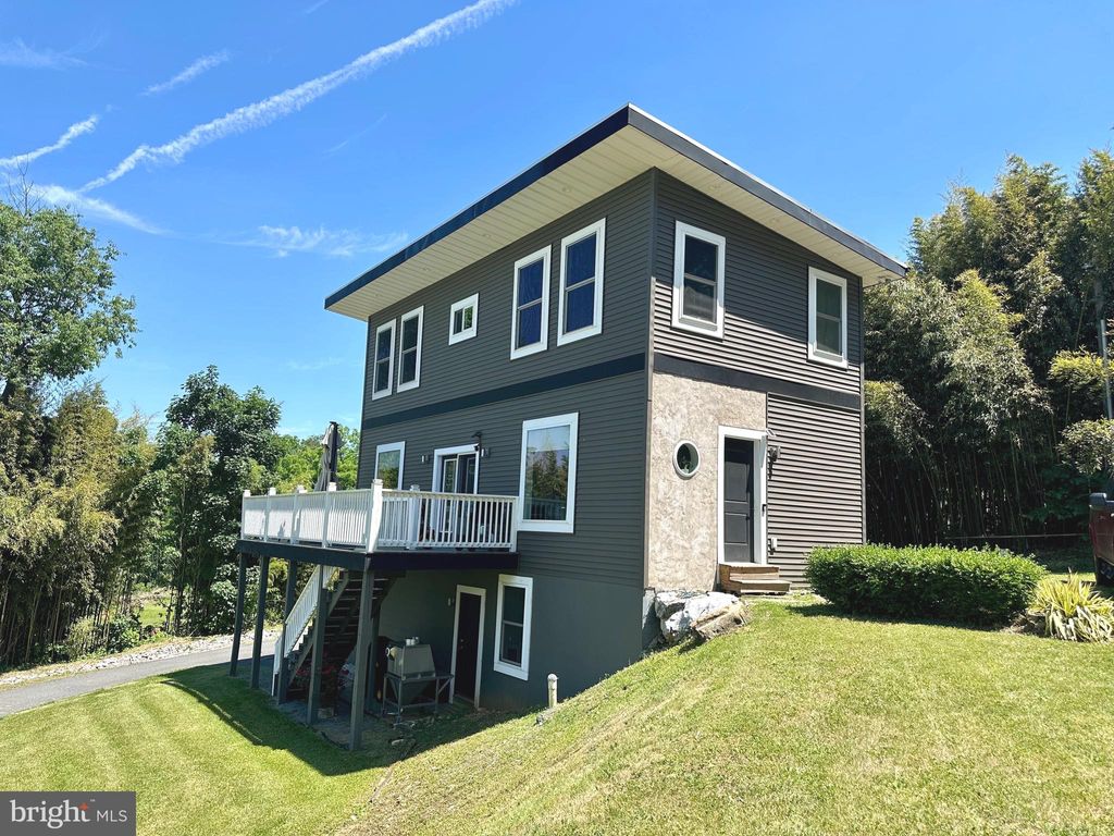 Photo of 755 Kinderhook Road, COLUMBIA, PA 17512 (MLS # PALA2091050)
